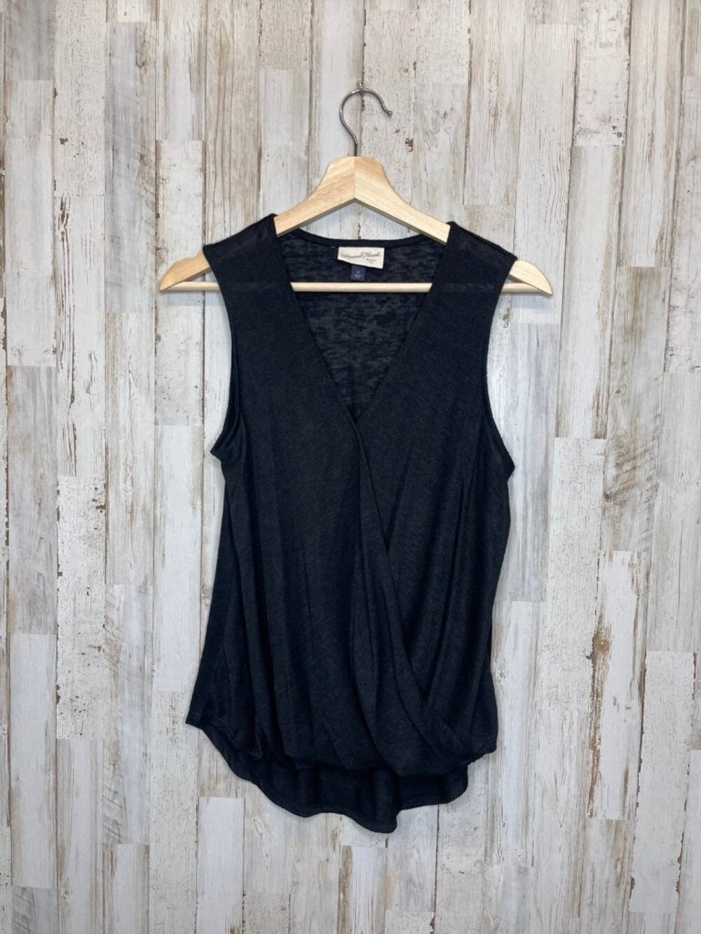 Universal Thread xs black tank top